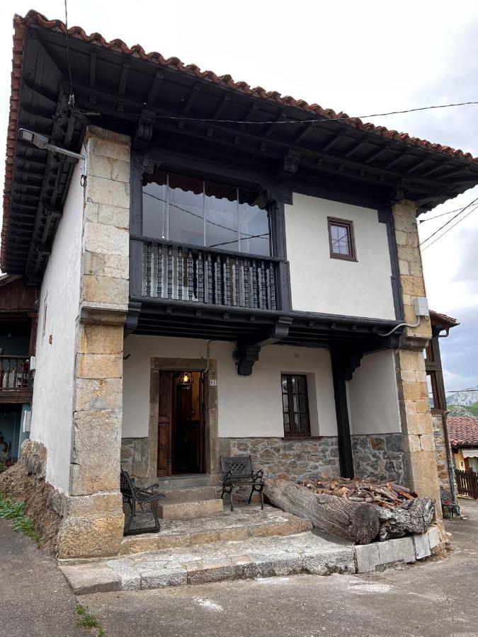 El Refugio Del Busgosu Villa Pen Exteriör bild
