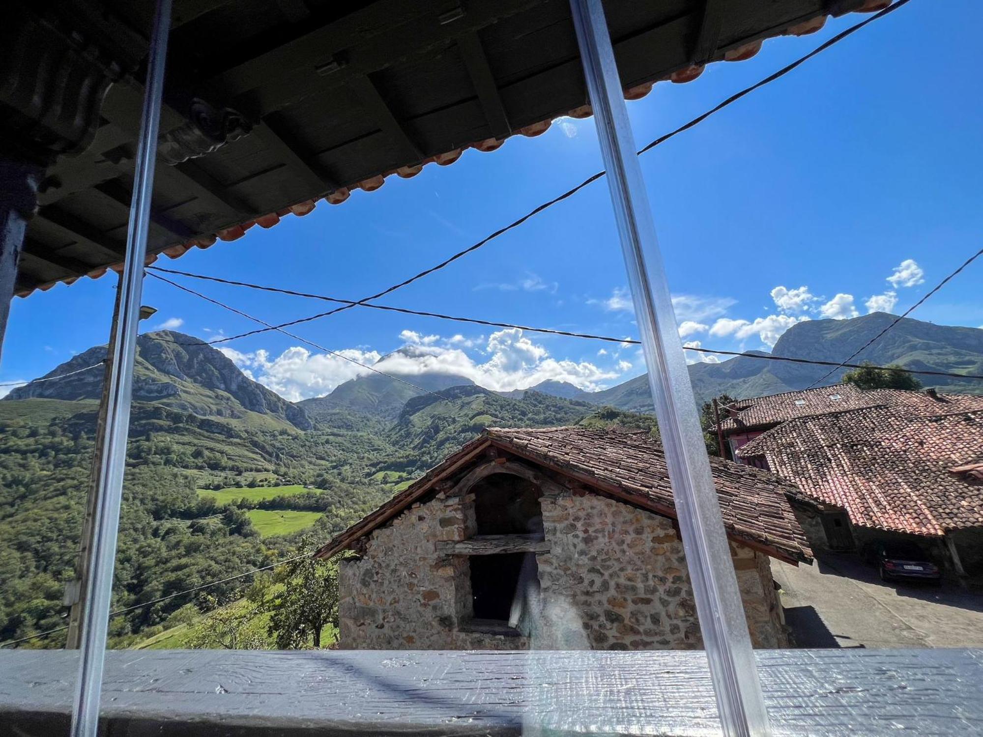 El Refugio Del Busgosu Villa Pen Exteriör bild
